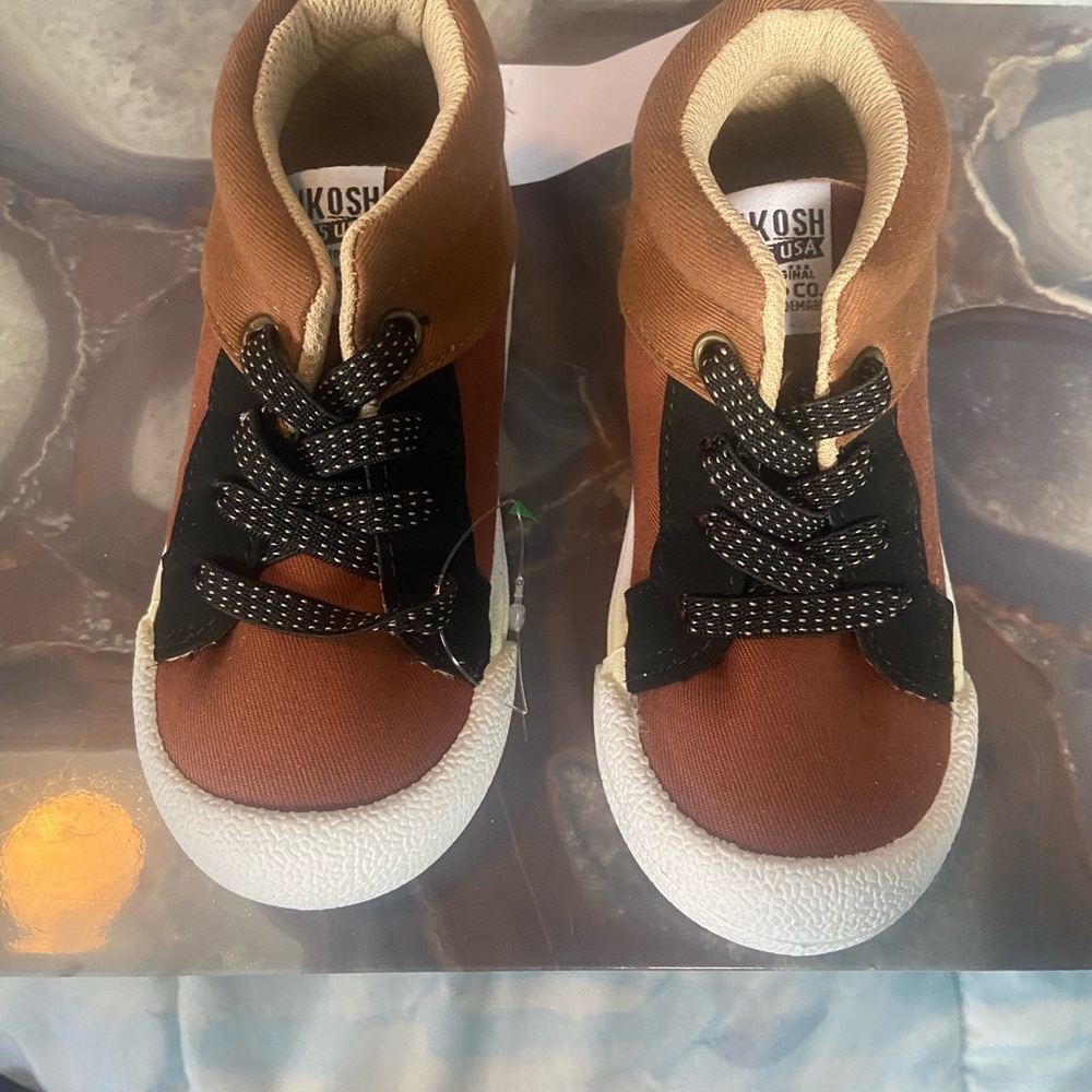 Oshkosh brown toddler sneakers size 10